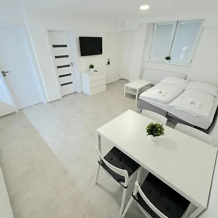 Appartement Krasny - 2 V Srdci Centra Bratislava